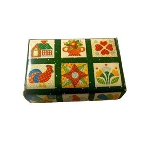 Vintage Avon Winter soap bar 1981 soap Tuck-Ins Winterglow soap 3oz